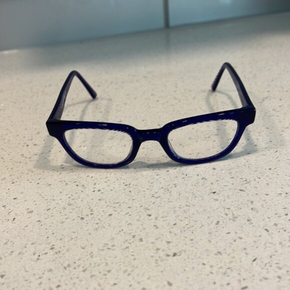 See Newport glasses frames - Picture 4 of 11